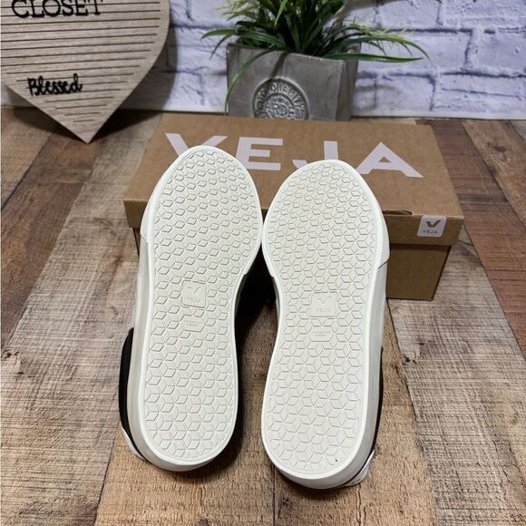 VEJA CAMPO CHROMEFREE LEATHER BLACK WHITE new with box main image 13